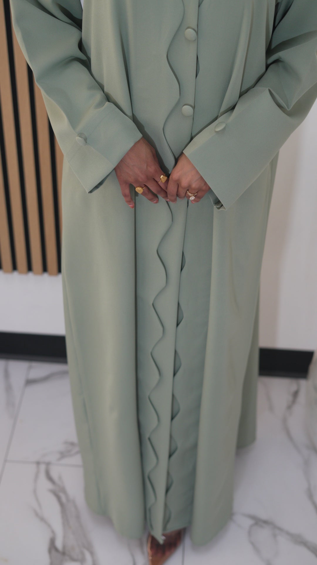 Prism Abaya